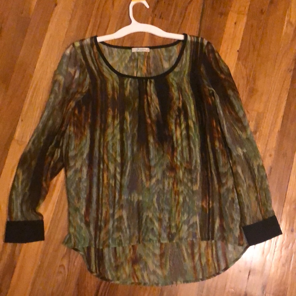 Long sleeve shirt
